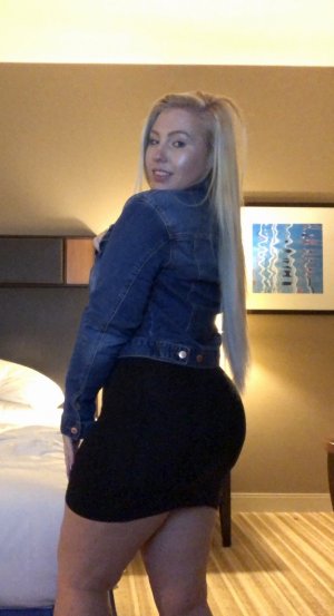 Maria-jesus massage parlor in Clearfield & escorts